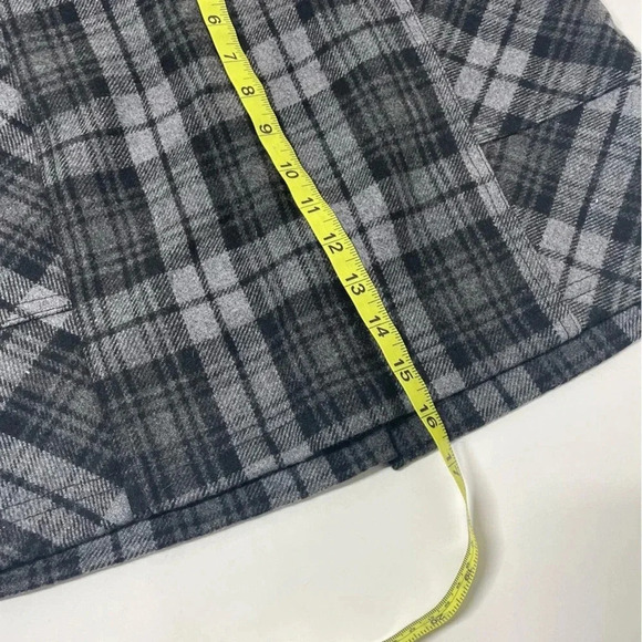 Eddie Bauer Mini Plaid Retro Wool Blend Y2K Skirt
Size P2 - Picture 8 of 9